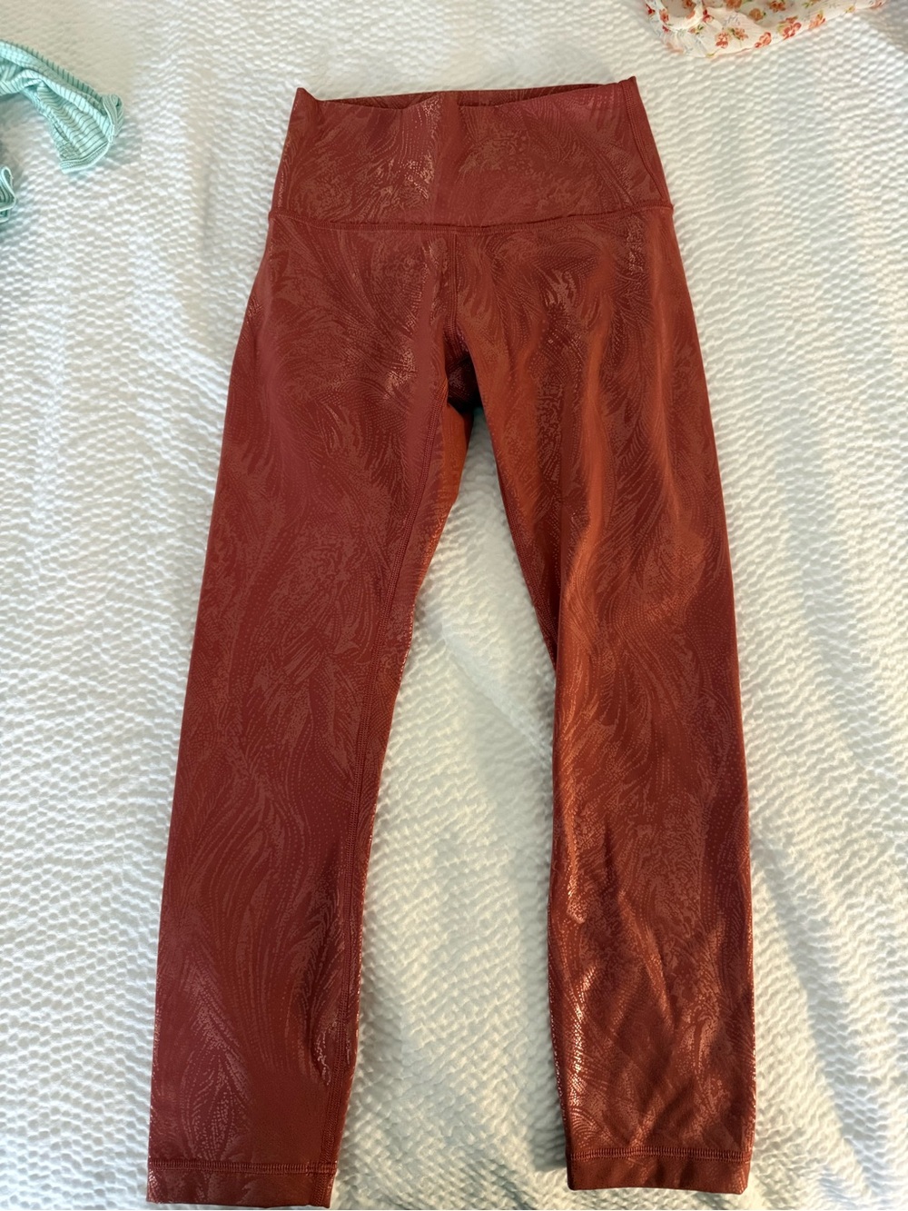 Lululemon Wunder Under HR Crop 23" Shine Acclimatize Soft Cranberry Foil Sz 4